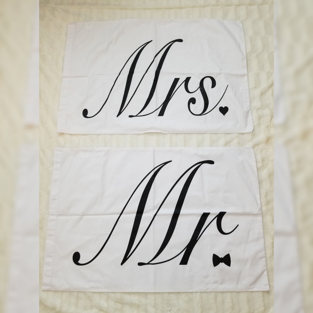 MR & MRS pillow cases
